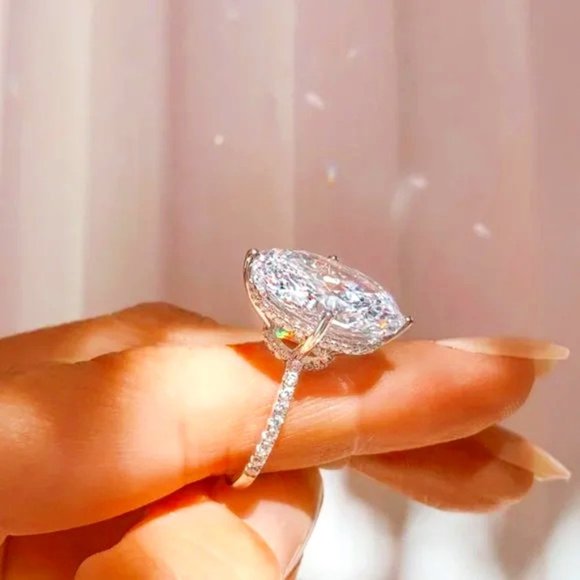 10 Carat Oval Cut Ring, 925 Sterling Silver - Picture 1 of 4